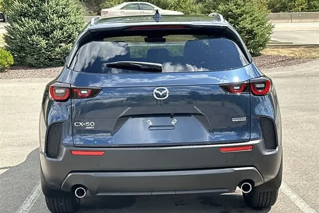 2025 Mazda CX-50 Preferred photo 1