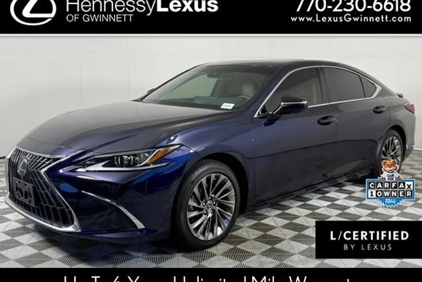 2025 Lexus ES 300h Luxury photo 1