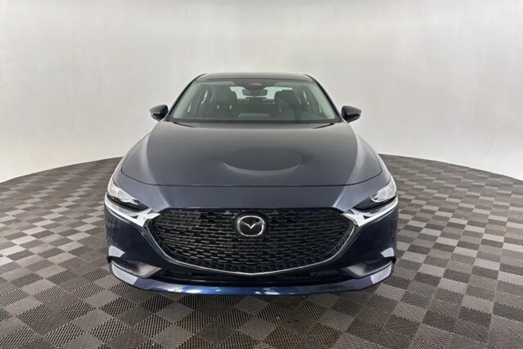2024 Mazda Mazda3 Sedan 2.5 Select Sport photo 1
