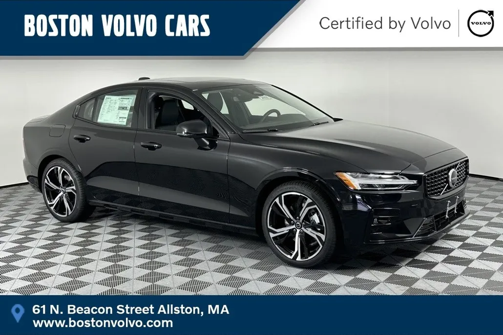 2024 Volvo S60 B5 Plus photo 1