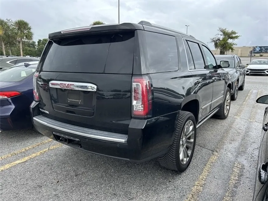 2016 Gmc Yukon Denali photo 1
