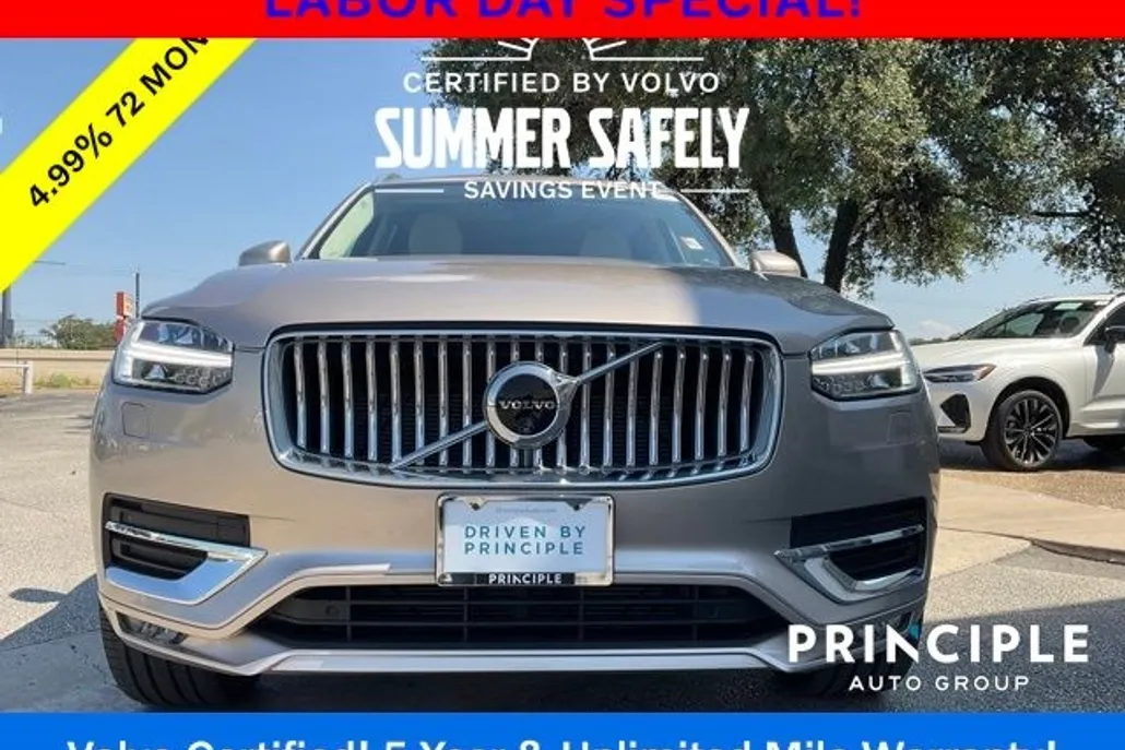 2024 Volvo XC90 B5 Plus photo 1