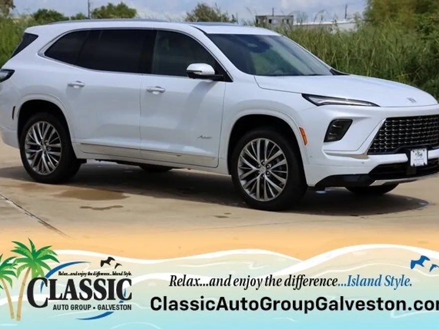 2026 Buick Enclave Avenir photo 1
