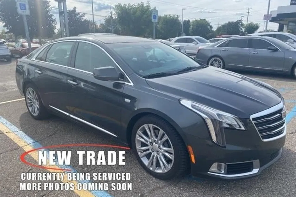 2019 Cadillac XTS Luxury photo 1