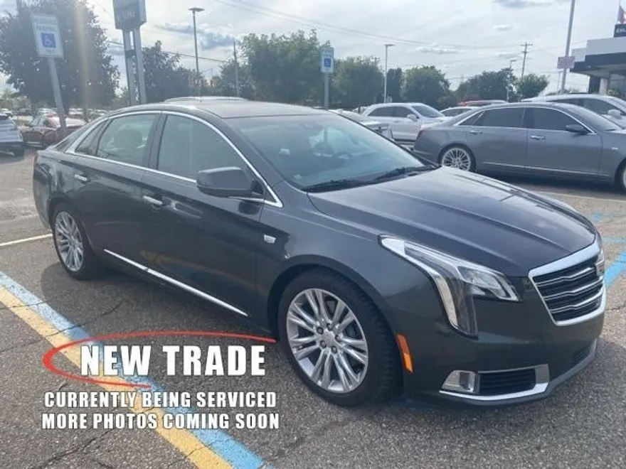 2019 Cadillac XTS Luxury photo 1