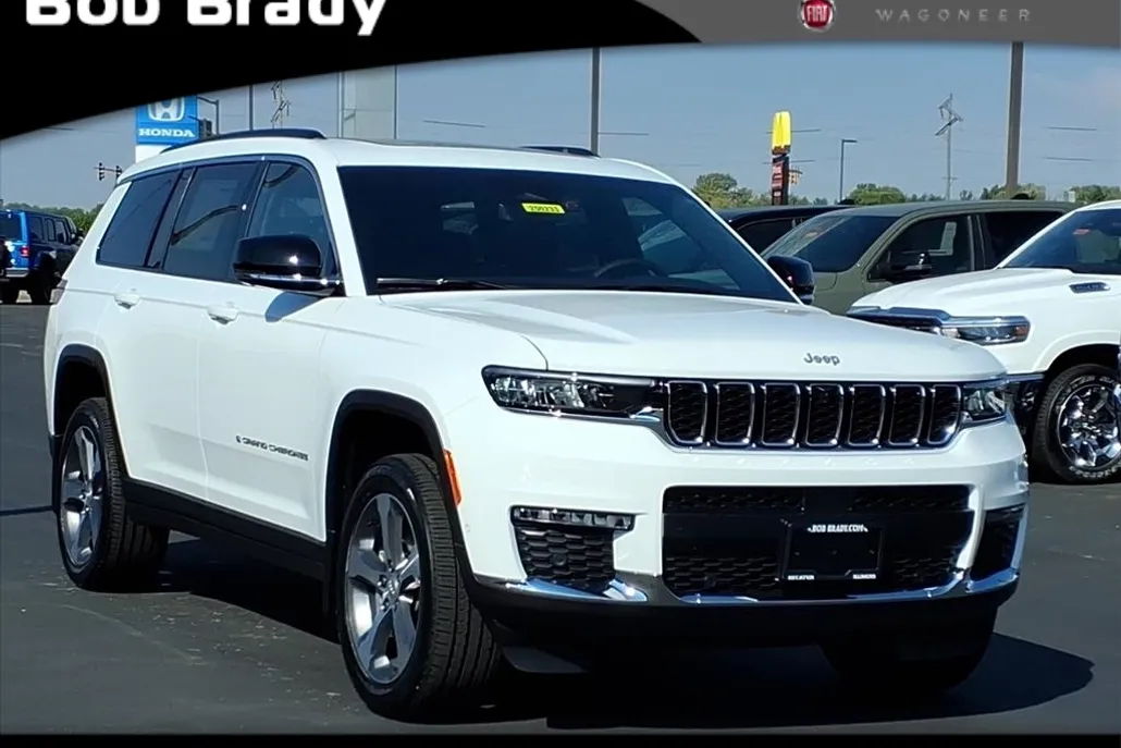 2025 Jeep Grand Cherokee Limited photo 1