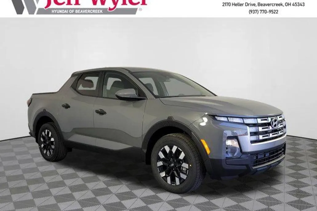 2025 Hyundai Santa Cruz SE photo 1