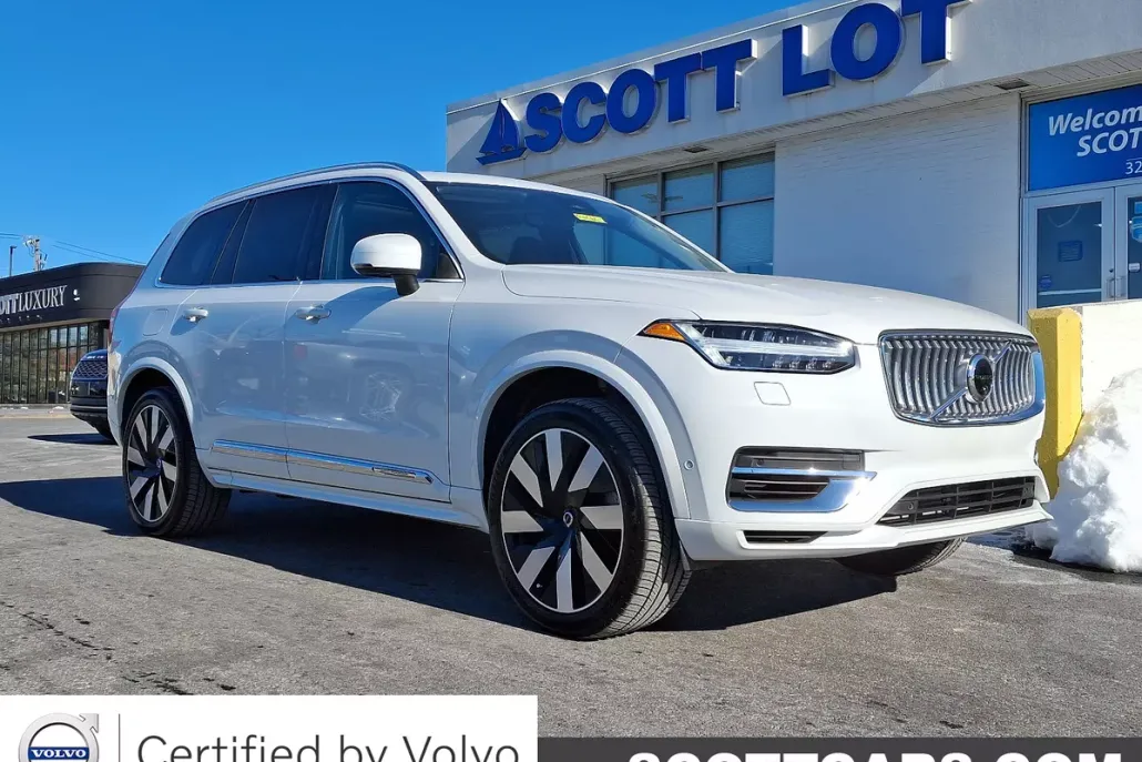 2023 Volvo XC90 Recharge Ultimate photo 1