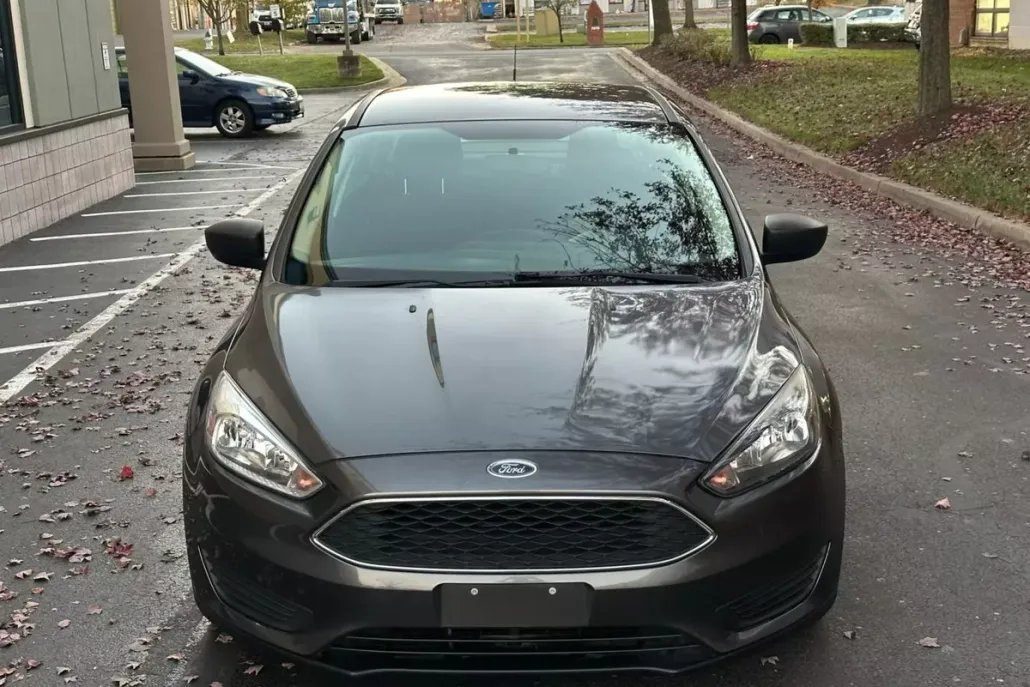 2018 Ford Focus Sedan photo 1
