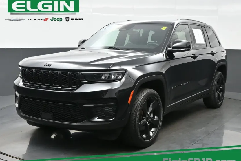 2023 Jeep Grand Cherokee Altitude photo 1