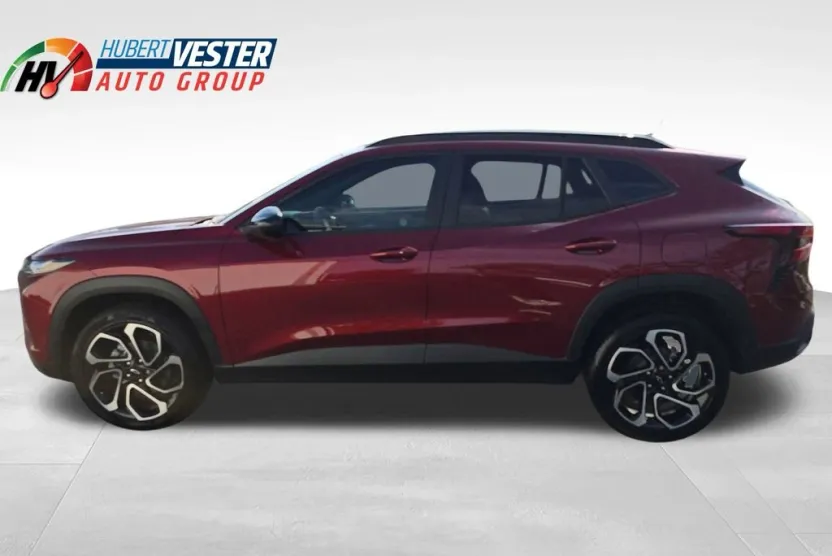 2024 Chevrolet Trax photo 1