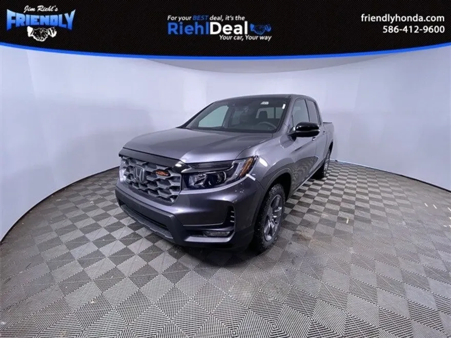 2025 Honda Ridgeline TrailSport photo 1