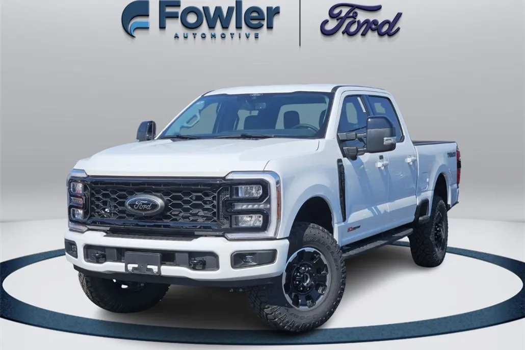 2025 Ford F-250 Lariat photo 1