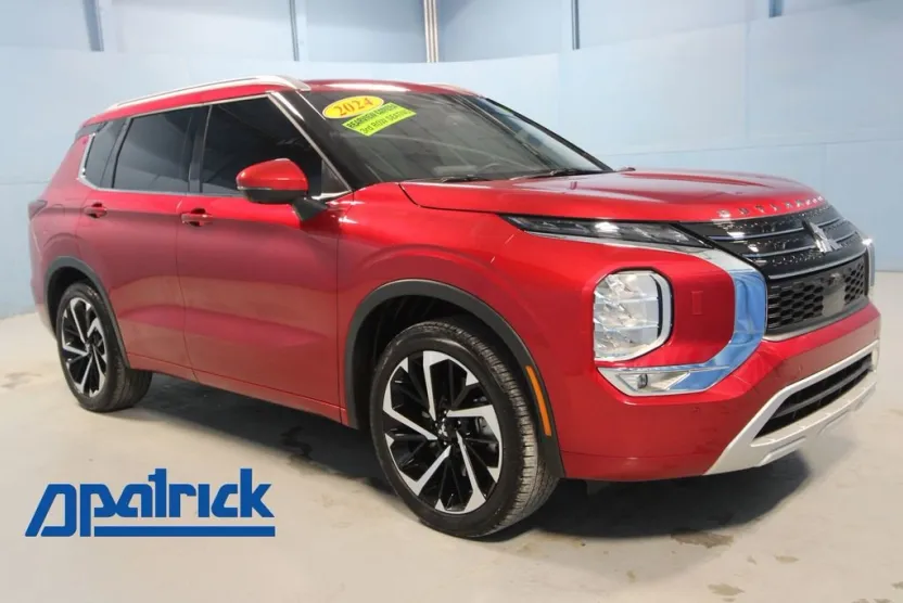 2024 Mitsubishi Outlander SEL GT photo 1