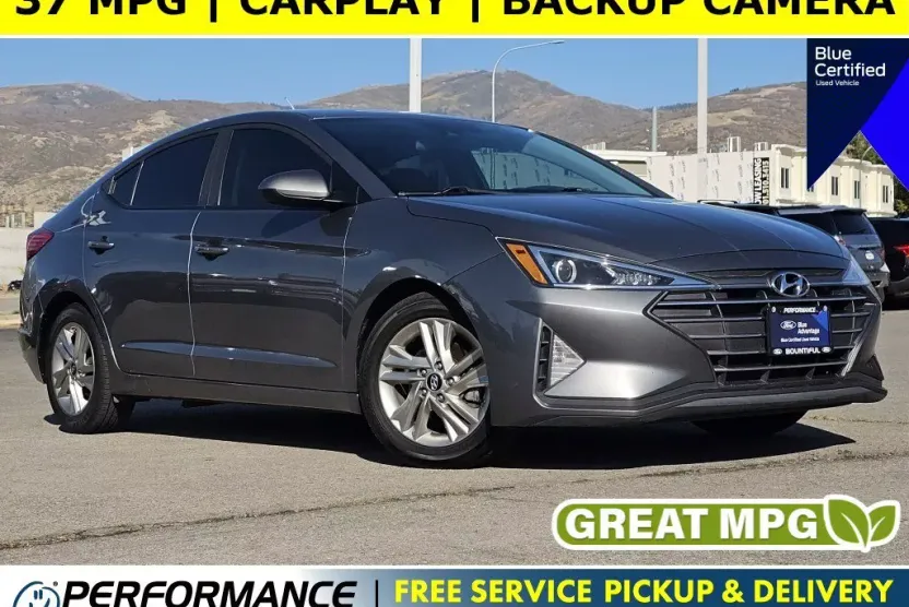 2019 Hyundai Elantra SEL photo 1