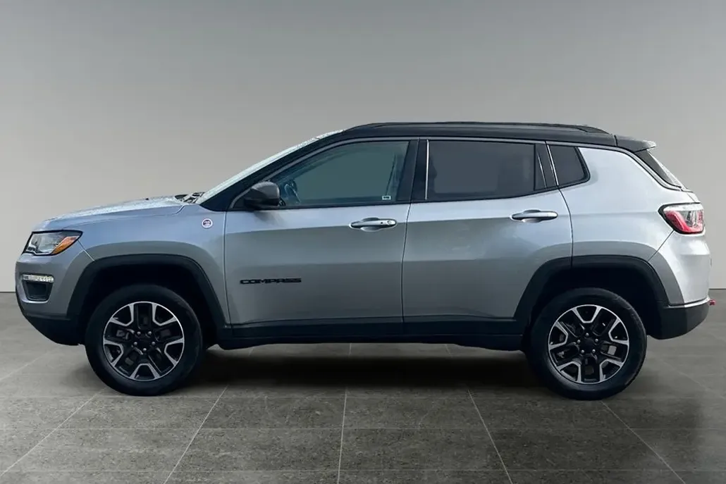 2020 Jeep Compass Trailhawk photo 1