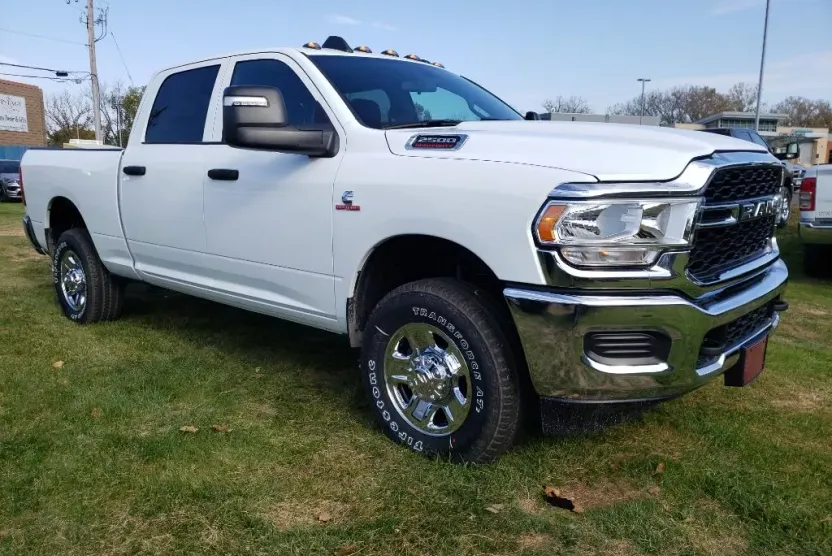 2024 Ram 2500 Tradesman photo 1
