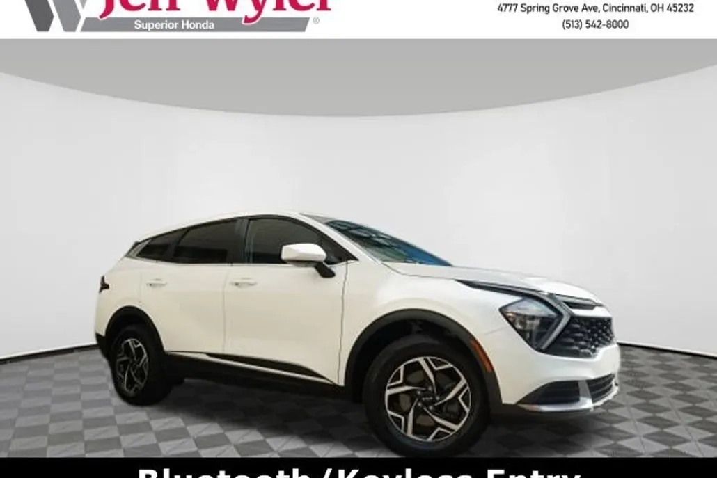 2023 Kia Sportage LX photo 1
