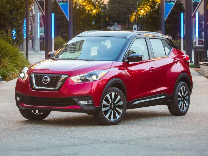 2020 Nissan Kicks S photo 1