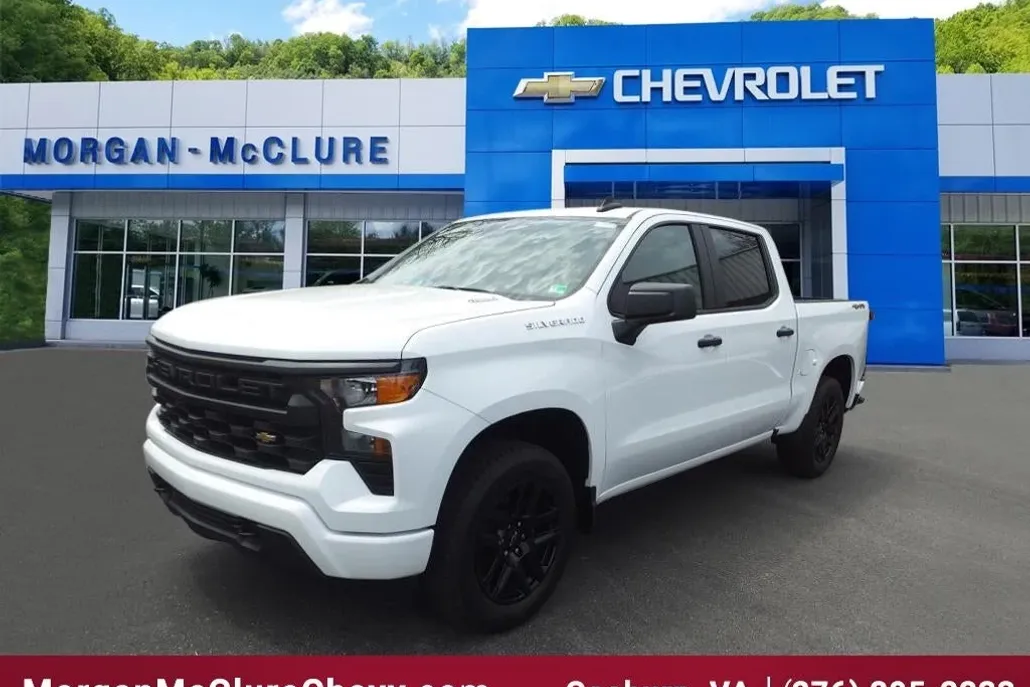 2025 Chevrolet Silverado 1500 Custom photo 1