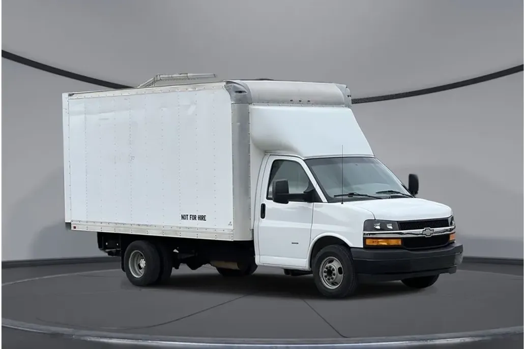 2018 Chevrolet City Express Cutaway LS Van photo 1