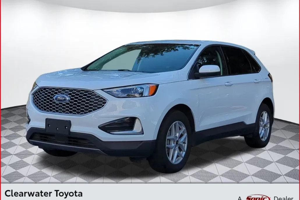 2024 Ford Edge SEL photo 1