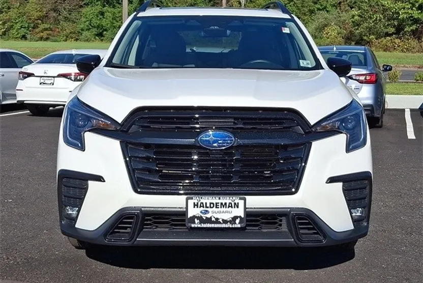 2025 Subaru Ascent Onyx Edition photo 1