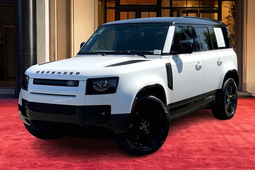 2025 Land Rover Defender 110 X-Dynamic SE photo 1