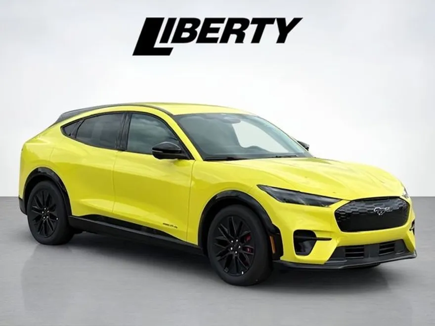 2025 Ford Mustang Mach-E Premium photo 1