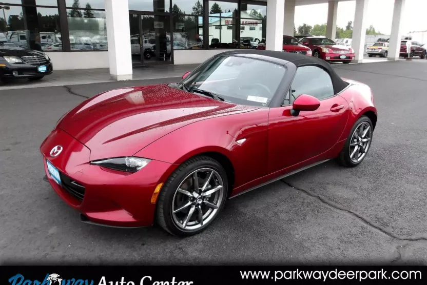 2022 Mazda MX-5 Miata Miata Grand Touring photo 1