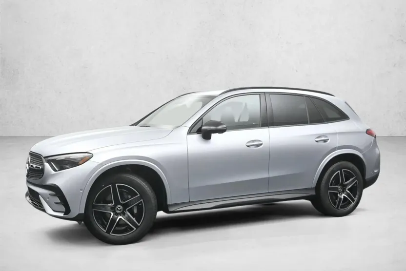 2025 Mercedes Benz GLC 300 4MATIC photo 1