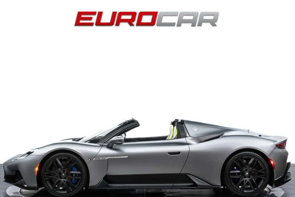 2023 Maserati MC20 Base Cielo photo 1