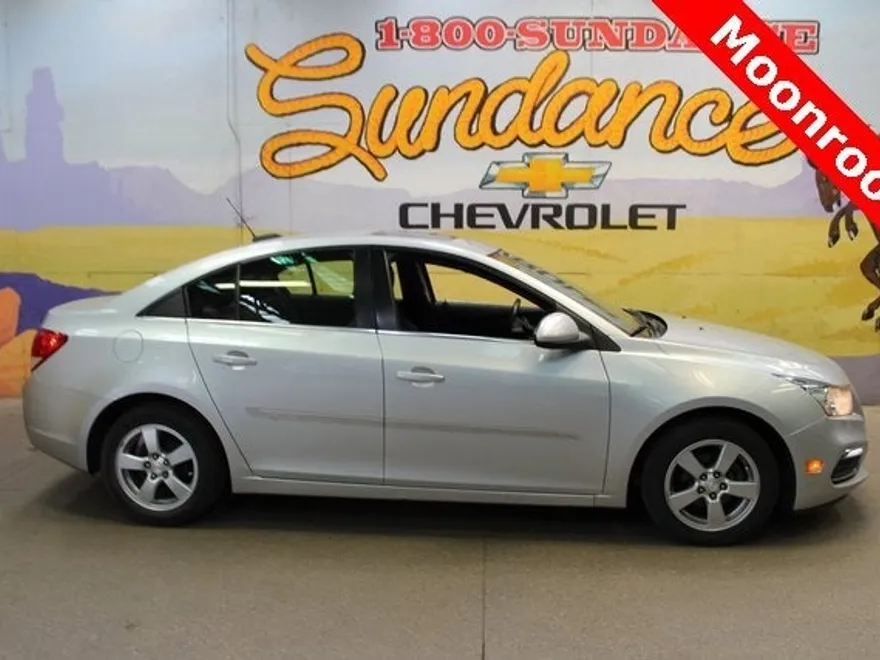 2015 Chevrolet Cruze LT photo 1