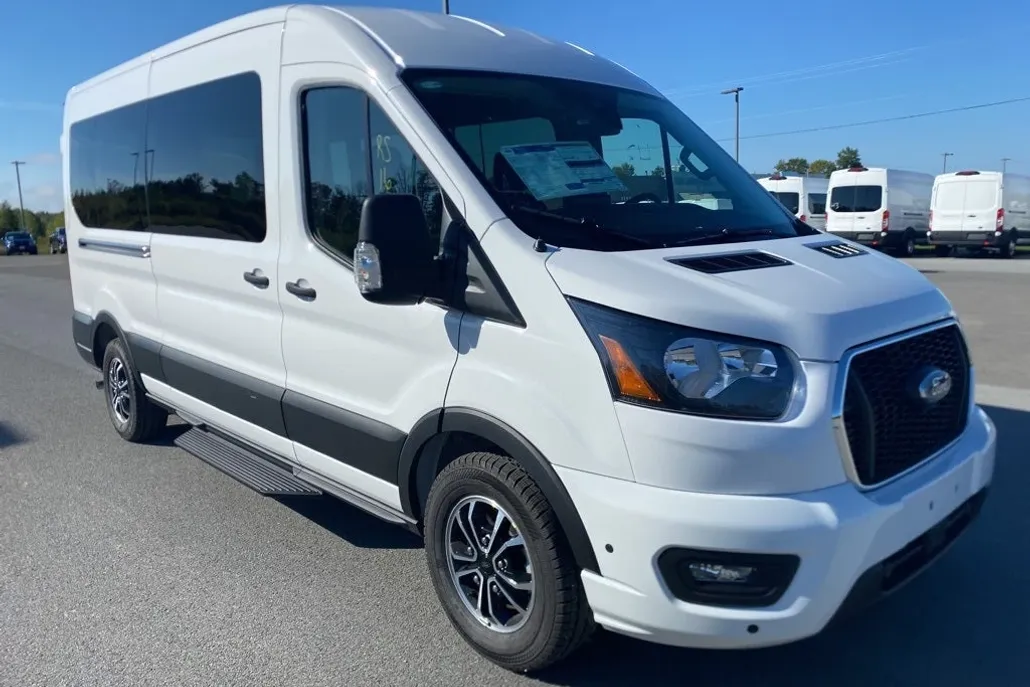 2025 Ford Transit photo 1