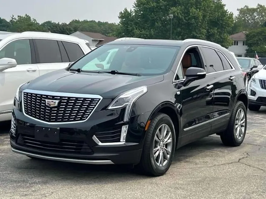 2022 Cadillac XT5 Premium Luxury photo 1