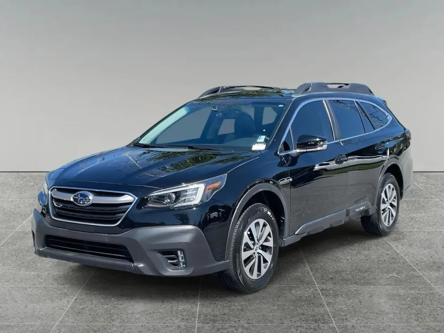 2022 Subaru Outback Premium photo 1
