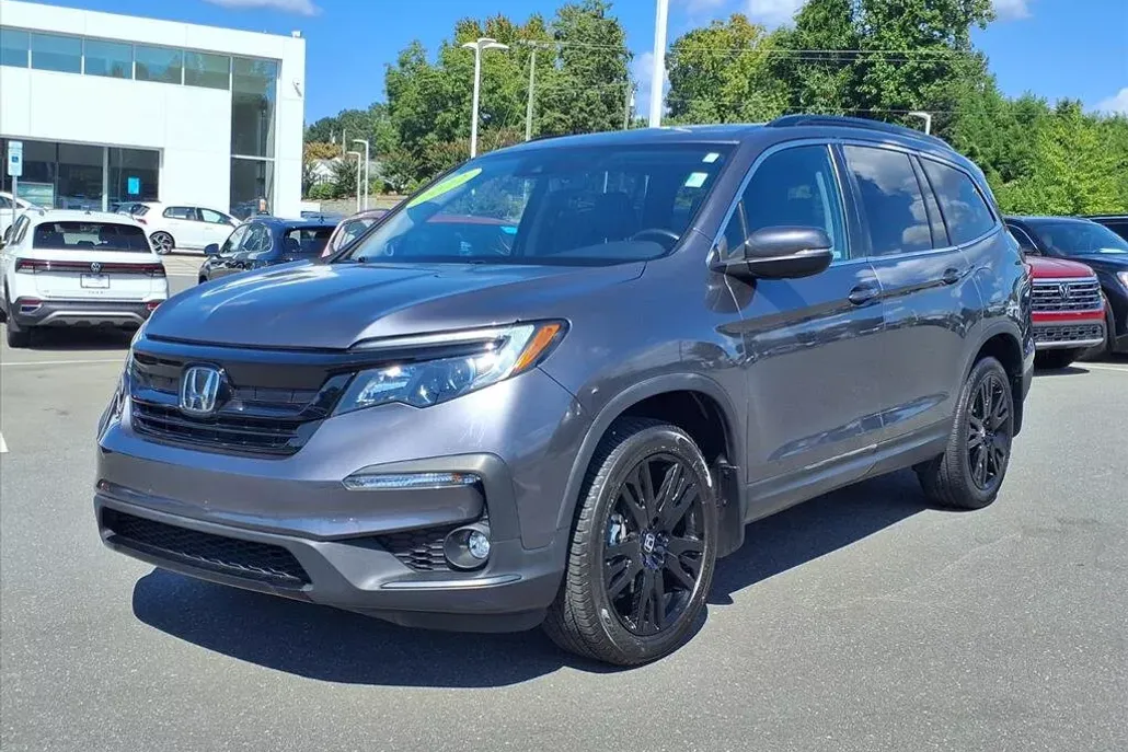 2022 Honda Pilot Special Edition photo 1