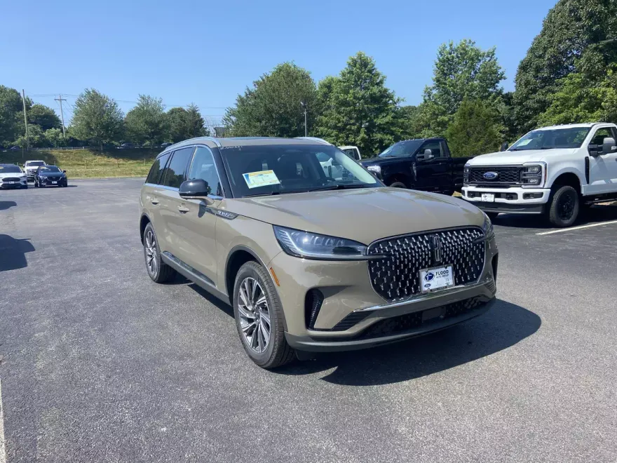 2025 Lincoln Aviator Premiere photo 1