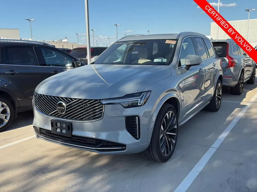 2025 Volvo XC90 Plus photo 1