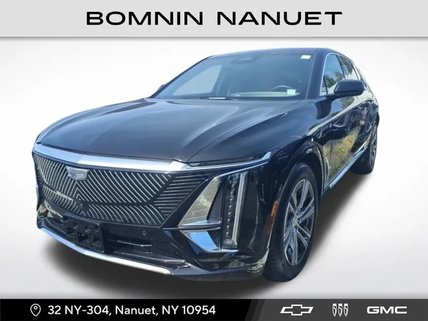 2025 Cadillac Lyriq Luxury photo 1