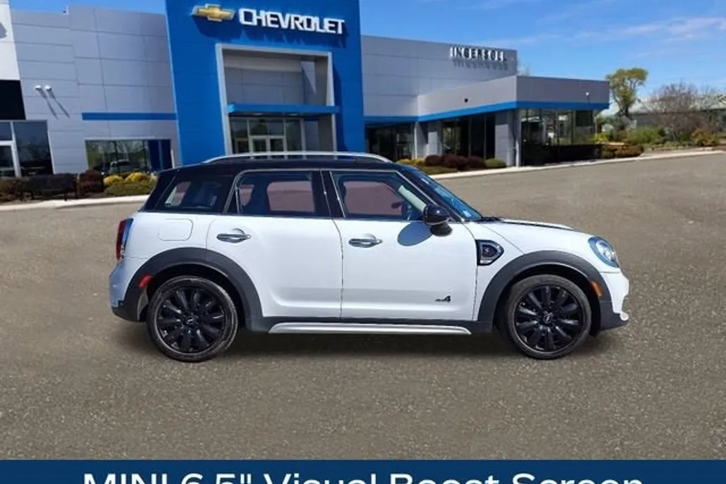 2017 Mini Countryman ALL4 S photo 1