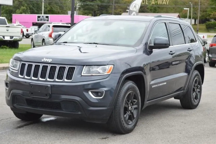 2015 Jeep Grand Cherokee Laredo photo 1