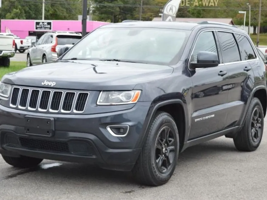 2015 Jeep Grand Cherokee Laredo photo 1