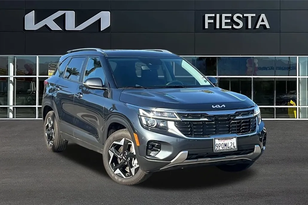 2025 Kia Seltos S photo 1