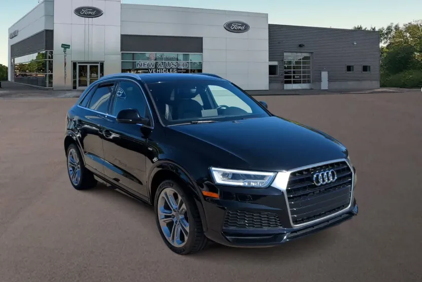 2018 Audi Q3 Premium Plus photo 1