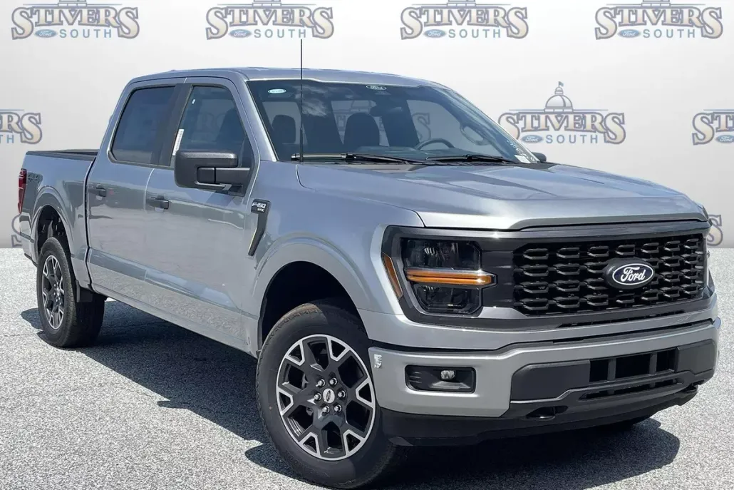 2025 Ford F-150 STX photo 1