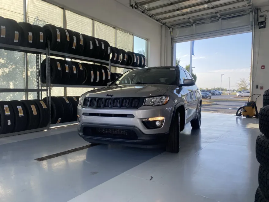 2020 Jeep Compass Altitude photo 1