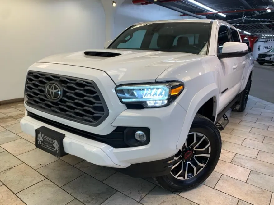 2021 Toyota Tacoma TRD Sport Double Cab V6 photo 1