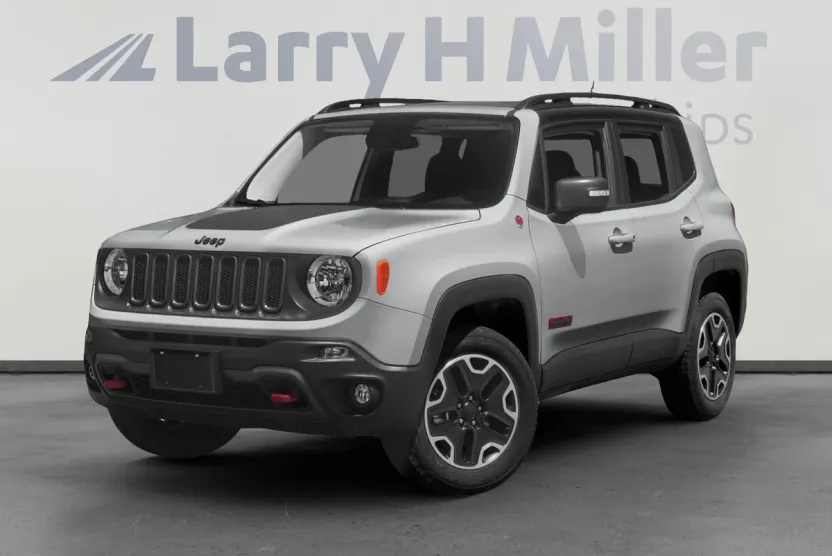 2015 Jeep Renegade Trailhawk photo 1