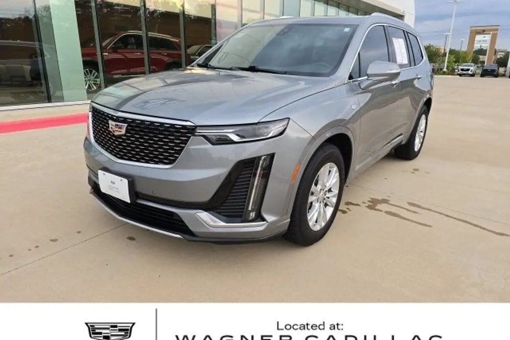2023 Cadillac XT6 Luxury photo 1